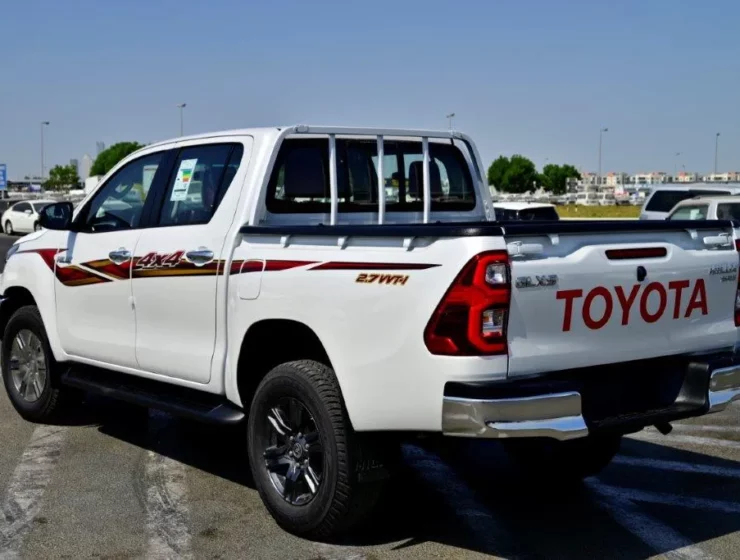 2025 MODEL TOYOTA HILUX DOUBLE CAB PICKUP GLXS-G 2.7L PETROL 4WD AUTOMATIC SIDE1