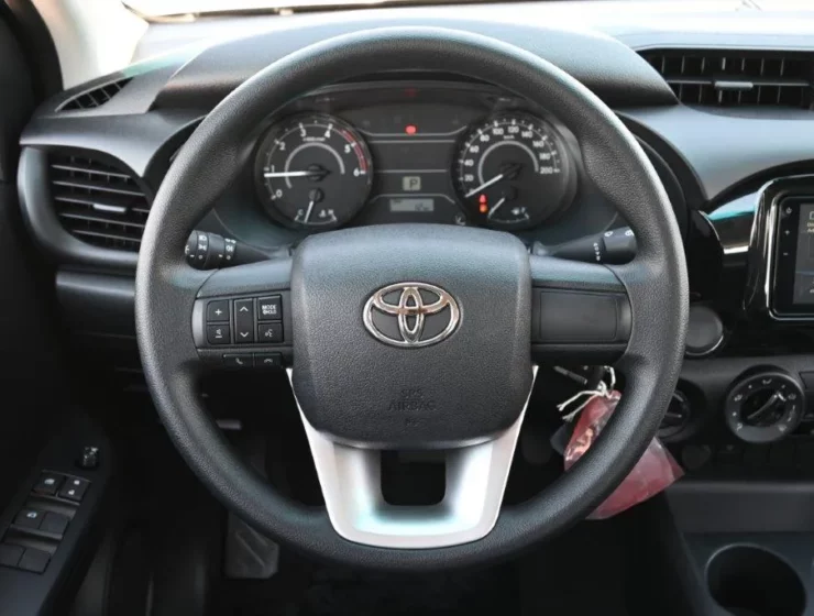 2025 MODEL TOYOTA HILUX DOUBLE CAB PICKUP DLX 2.4L DIESEL 4WD 5-SEATER AUTOMATIC STEERING