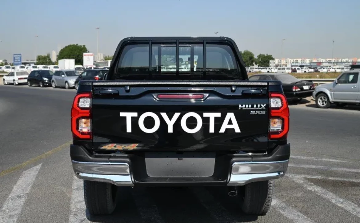 2025 MODEL TOYOTA HILUX DOUBLE CAB SR5 2.7L PETROL 4WD 5-SEAT AUTOMATIC TRANSMISSION BACK