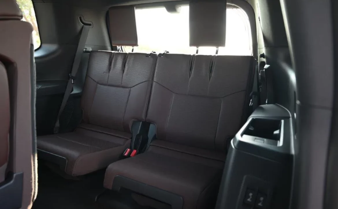 2025 PRADO ADVENTURE 2.4L PETROL 4WD 7 SEAT AUTOMATIC SEATS
