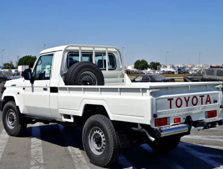 2025 MODEL TOYOTA LAND CRUISER 79 SINGLE CAB 2.8L DIESEL 4WD MANUAL SIDE1