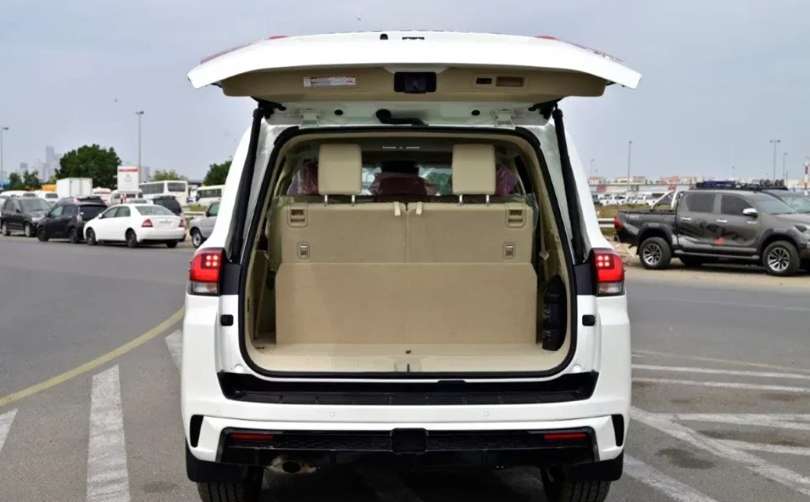 2025 TOYOTA LAND CRUISER 300 VX+ V6 4.0L PETROL 7 SEATER AUTOMATIC TRUNCK
