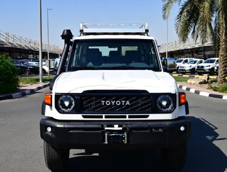2025 MODEL TOYOTA LAND CRUISER 76 HARDTOP LX-G1 2.8L TURBO DIESEL 5 SEAT MANUAL FRONT