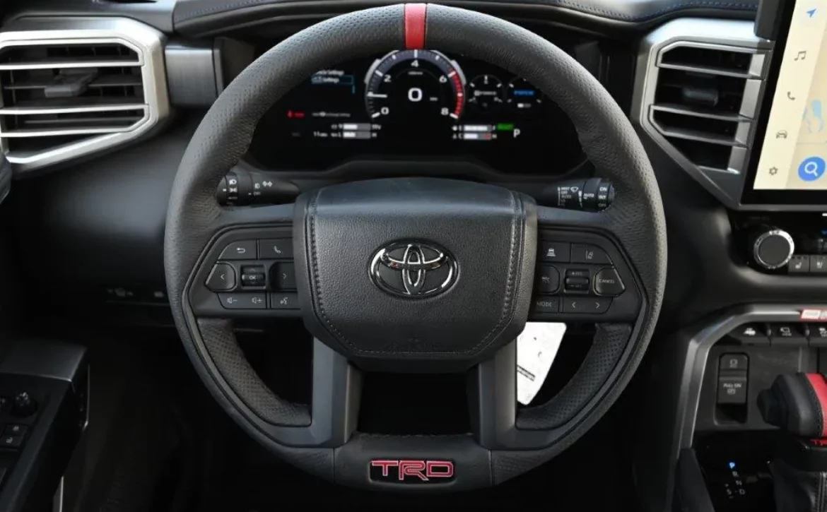 2025 MODEL SEQUOIA PLATINUM I-FORCE HYBRID TRD OFF ROAD V6 3.5L 4WD 7-SEATER AUTOMATIC STEERING