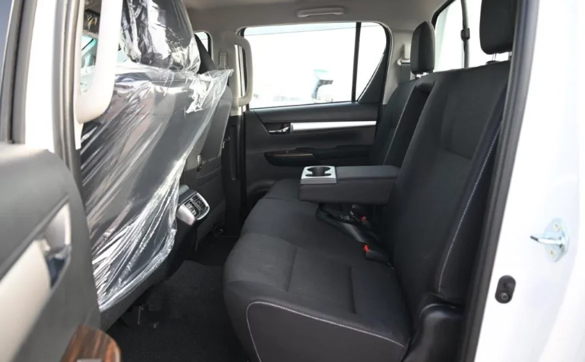 2025 MODEL TOYOTA HILUX DOUBLE CAB PICKUP VX V6 4.0L PETROL 4WD AUTOMATIC BACK SEATS