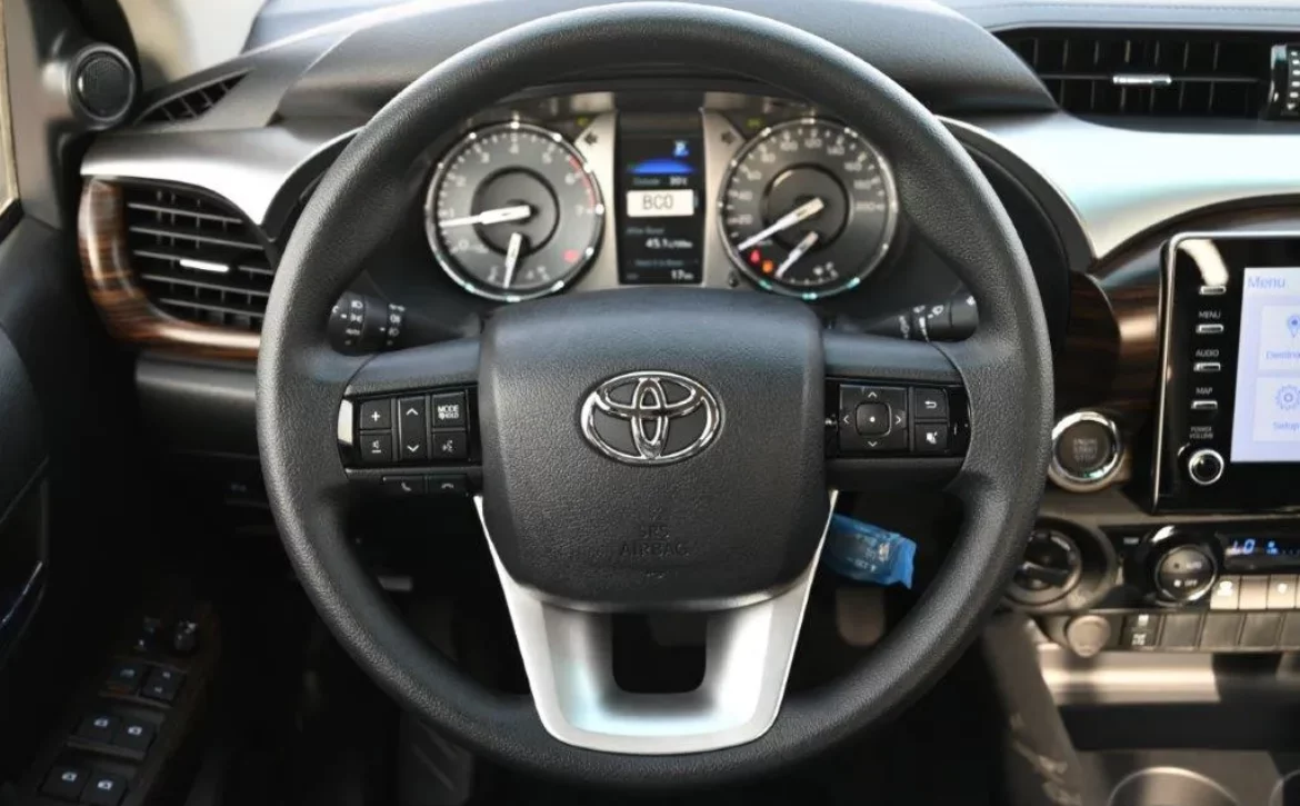 2025 MODEL TOYOTA HILUX DOUBLE CAB PICKUP VX V6 4.0L PETROL 4WD AUTOMATIC STEERING