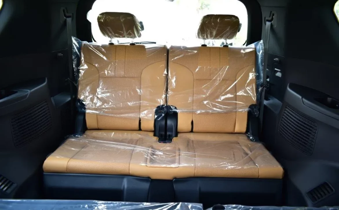 2025 MODEL LEXUS LX700H HYBRID V6 3.5L TWIN TURBO 7 SEAT AUTOMATIC TRANSMISSION SEATS