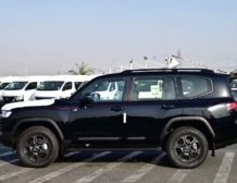 2025 TOYOTA LAND CRUISER 300 GRS V6 3.3L DIESEL 7 SEAT AUTOMATIC SIDE2