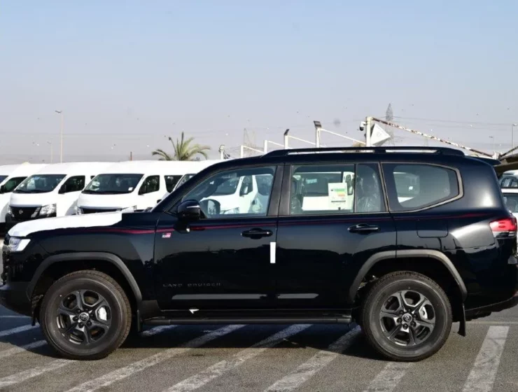 2025 TOYOTA LAND CRUISER 300 GRS V6 3.3L DIESEL 7 SEAT AUTOMATIC SIDE2