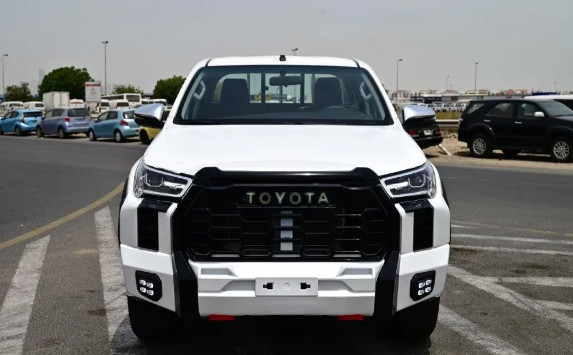 2025 MODEL TOYOTA HILUX DOUBLE CAB PICKUP VX EXCL V6 4.0L 4WD AUTOMATIC – EURO4 FRONT