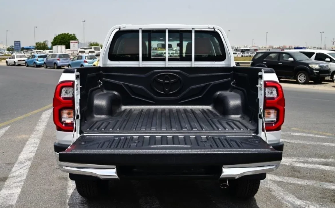 2025 MODEL TOYOTA HILUX DOUBLE CAB PICKUP VX EXCL V6 4.0L 4WD AUTOMATIC2