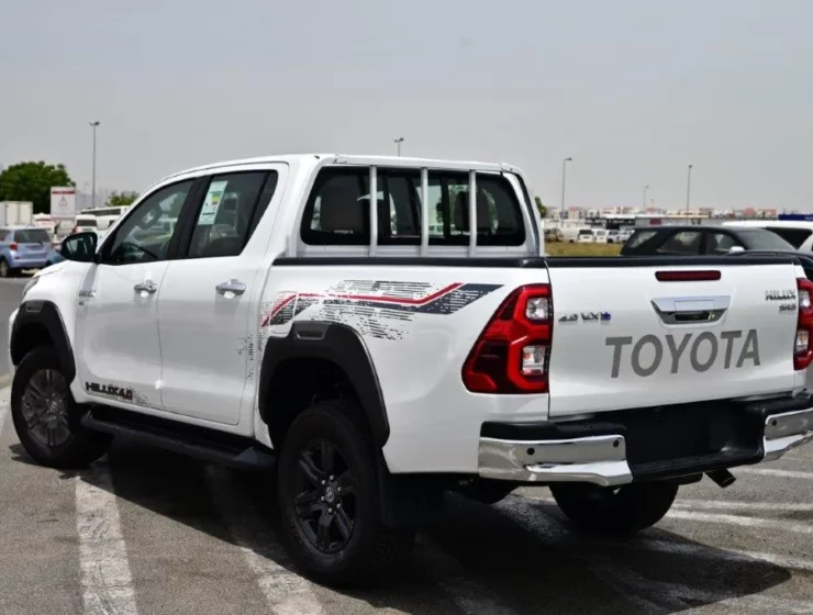 2025 MODEL TOYOTA HILUX DOUBLE CAB PICKUP VX EXCL V6 4.0L 4WD AUTOMATIC – EURO4 SIDE1