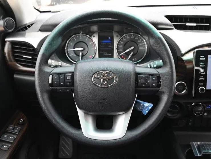 2025 MODEL TOYOTA HILUX DOUBLE CAB PICKUP VX EXCL V6 4.0L 4WD AUTOMATIC – EURO4 STEERING